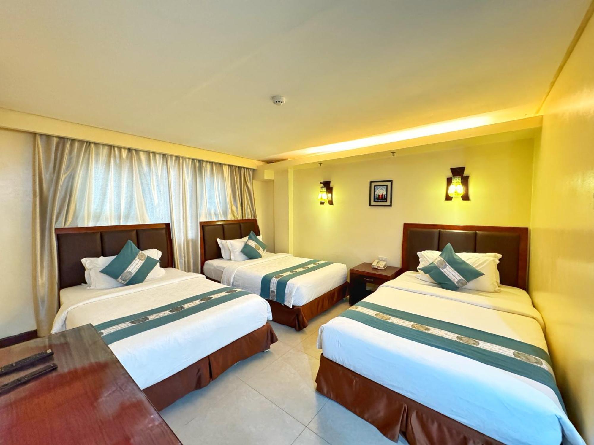 Golden Phoenix Hotel Boracay Manoc-Manoc ภายนอก รูปภาพ